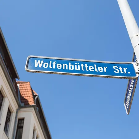 Praktische 2-zimmer-wohnung Im Eg - Ideal Für Monteure&kurzaufenthalte *