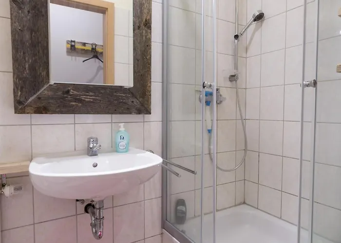 Apartment Praktische 2-zimmer-wohnung Im Eg - Ideal Für Monteure&kurzaufenthalte Magdeburg