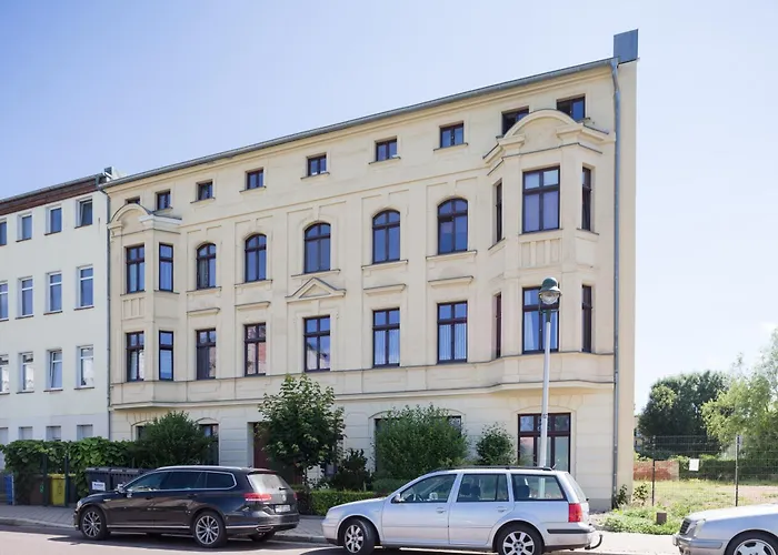 Praktische 2-zimmer-wohnung Im Eg - Ideal Fuer Monteure & Kurzaufenthalte Magdeburg